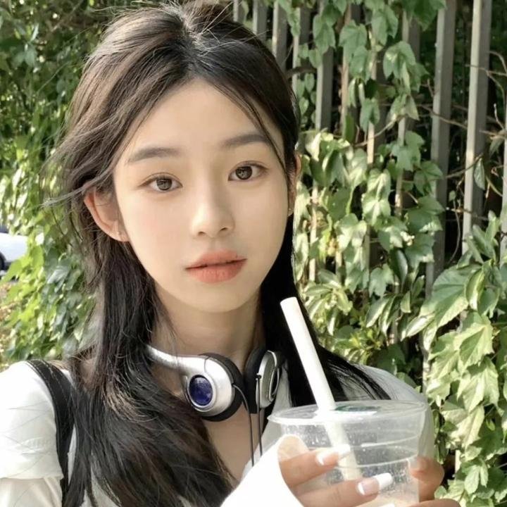 之前的女孩